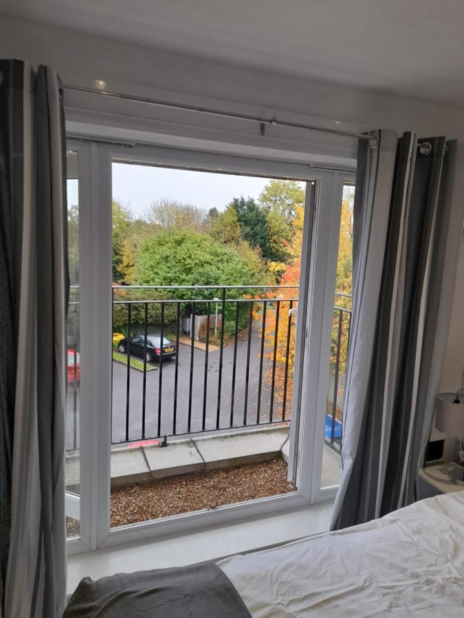 Penthouse Apartment Free Wi-Fi & Parking Occasional Bed Available Solihull Buitenkant foto
